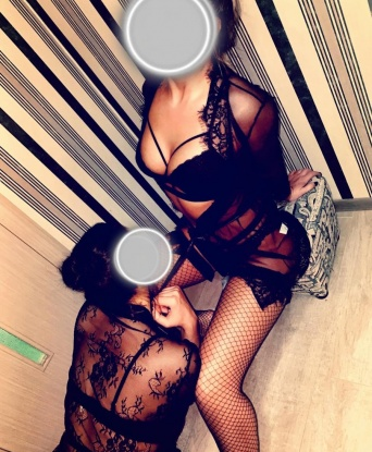 Живу в Москве, и готова исполнить все твои самые сокровенные фантазии. 👠 У меня есть широкий спектр услуг: классический секс, оральный секс, глубокий минет, эротический массаж и многое другое. 😏 Я всегда открыта для экспериментов и новых приключений. У меня есть фотографии, и мои клиенты всегда остаются довольны. 📸 Если ты ищешь незабываемое приключение в Москве, обращайся ко мне – я сделаю твои мечты реальностью! 💫 Вася
